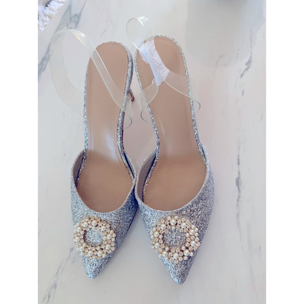 Silver sparkle embellished kitten heal 9.5 US (40.5 EU)